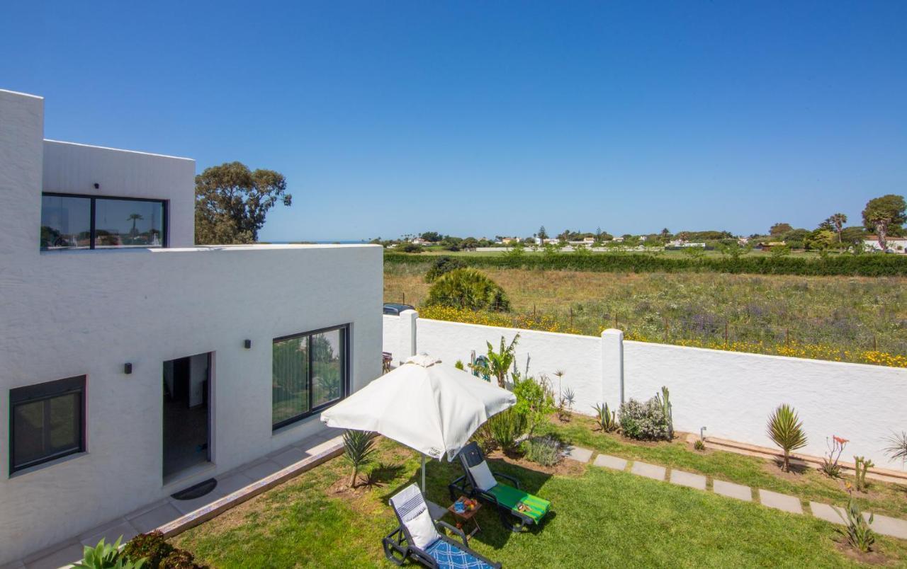 Villa Preciosas Con Jardin Y Vistas Al Faro, A 700m De La Playa